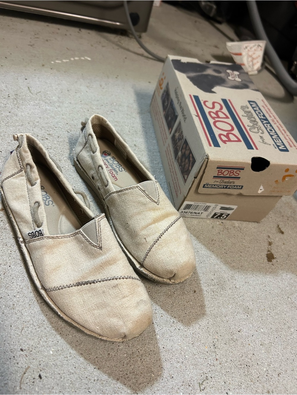 Bobs from Skechers with Memory Foam Sailboat Shoes size 7.5